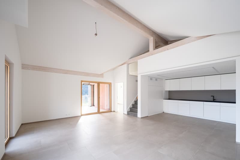 2.5 Zimmer Dach-Wohnung mit Galerie (5)