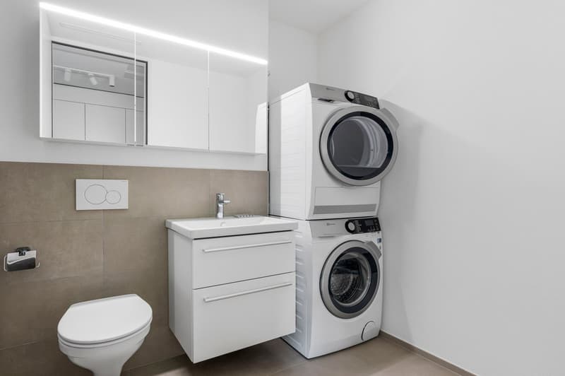 Modern 2-Room Apartment in Zürich's Vibrant District 5 (17)