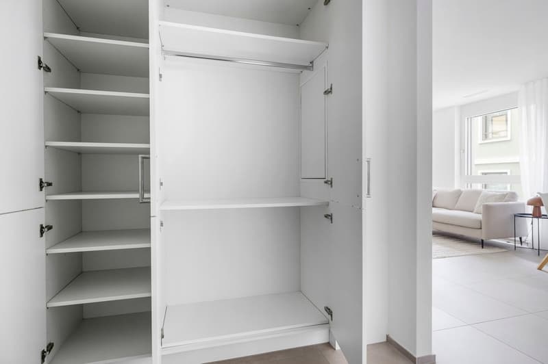 Modern 2-Room Apartment in Zürich's Vibrant District 5 (18)