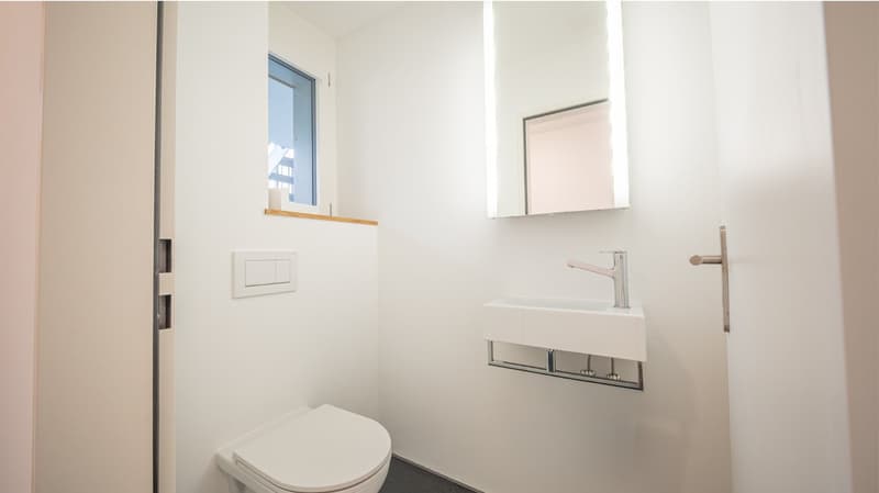 Neuwertige 3.5‑Zimmer-Erdgeschosswohnung mit Minergie und Terrasse in Ettingen (10)