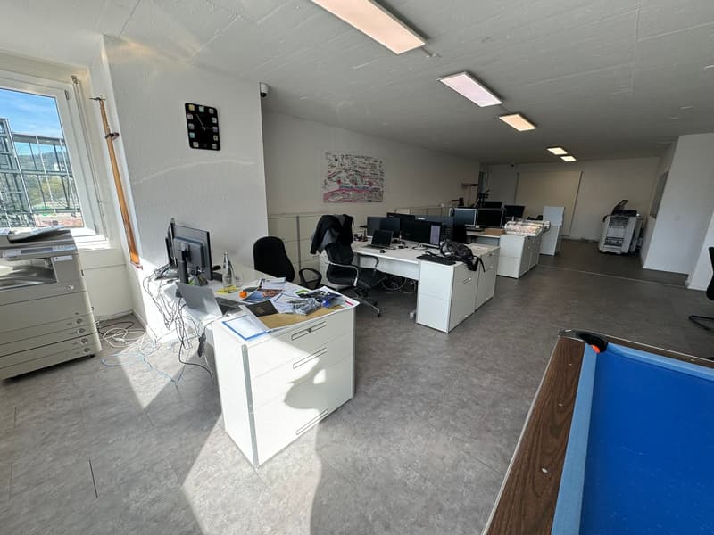 Bureaux et locaux commerciaux au cœur de Schlieren à louer (6)