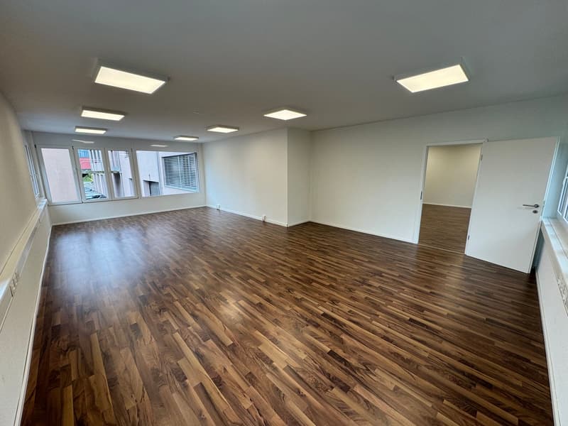 Espace de bureau/commercial à louer à Oftringen (7)