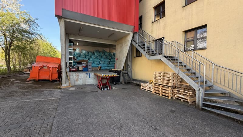Lager- und Produktionsfläche im Industriegebiet von Burgdorf zu vermieten (15)