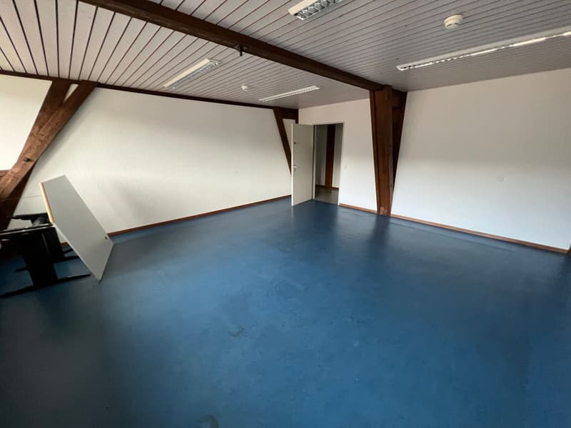 Affordable commercial, storage, and office space for rent from 10m2 (6)