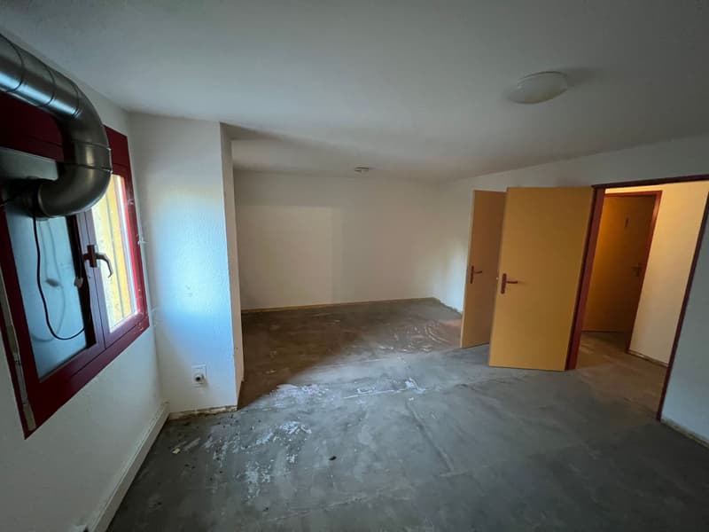 Attractive commercial space for rent in Lausen (12)