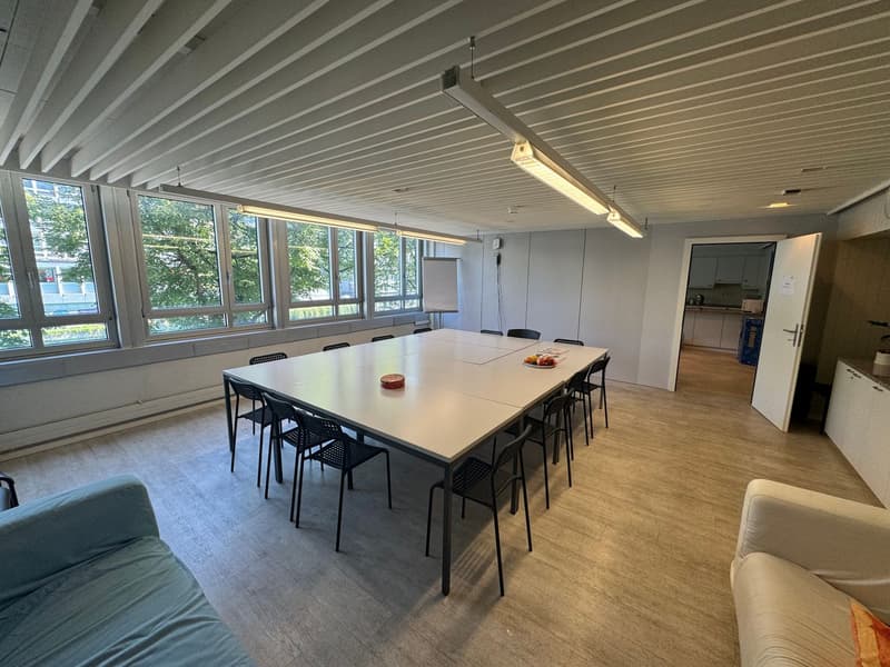 Zentrale Büro- und Gewerbefläche mit Blick auf die Aare (8)