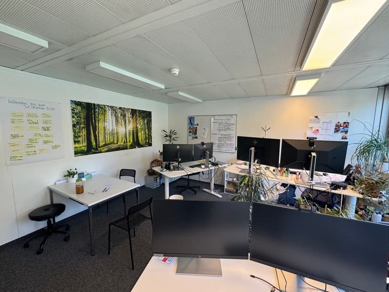 Zentrale Büro- und Gewerbefläche mit Blick auf die Aare (24)