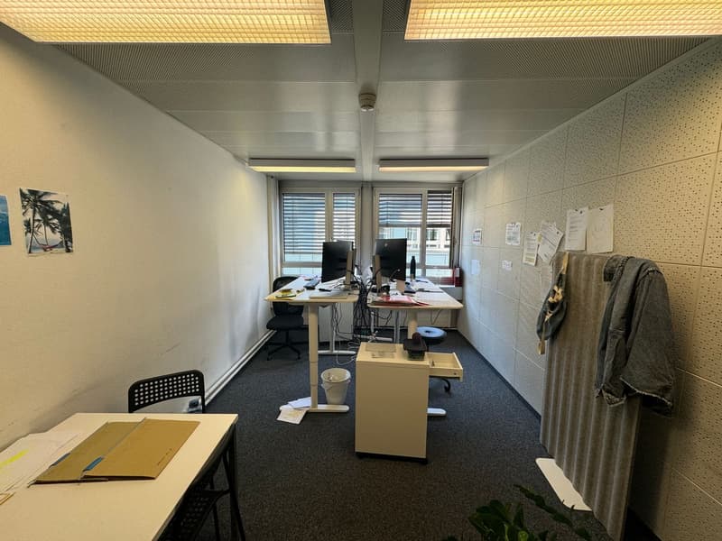 Zentrale Büro- und Gewerbefläche mit Blick auf die Aare (16)