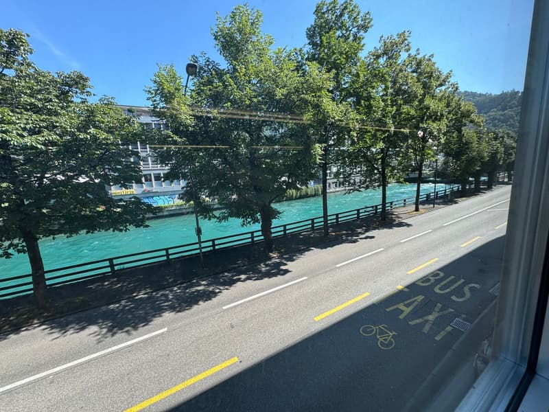 Zentrale Büro- und Gewerbefläche mit Blick auf die Aare (10)