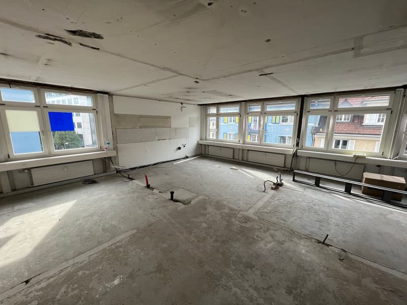 Zentrale Büro- und Gewerbefläche im Rohbau zu vermieten (7)