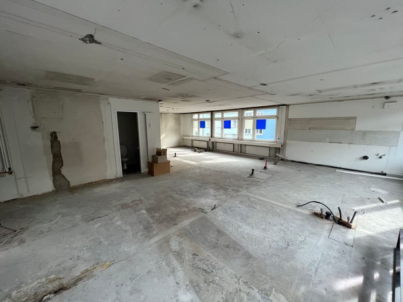 Zentrale Büro- und Gewerbefläche im Rohbau zu vermieten (2)