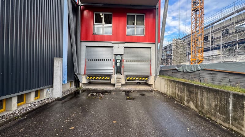 Praktische Lagerfläche in der Industriezone Burgdorf (17)