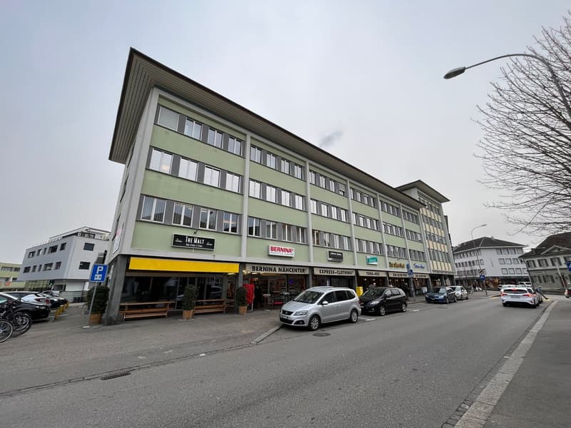 Zentrale Verkaufsfläche mitten in Langenthal zu vermieten (1)