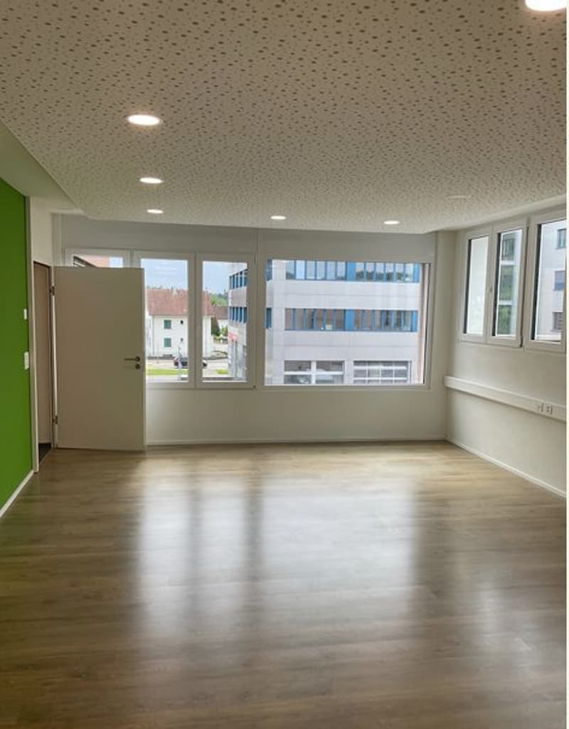 Büro-/ Gewerbefläche in Oftringen zu attraktiven Konditionen (3)