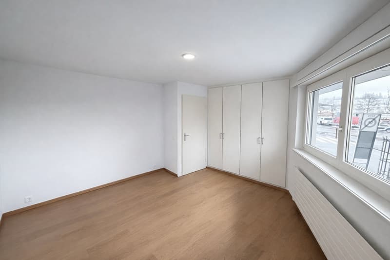 Appartement 2.5 pièces lumineux à La Chaux-de-Fonds (3)