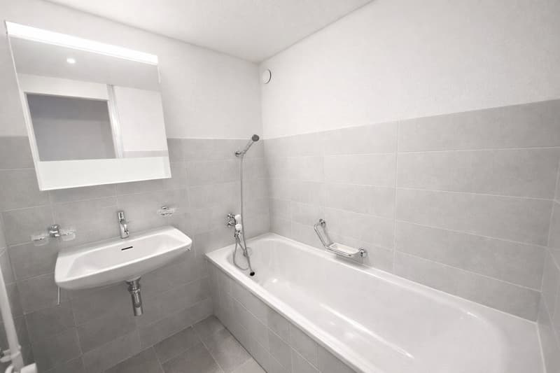 Spacieux appartement 4.5 pièces au cœur du Locle (7)