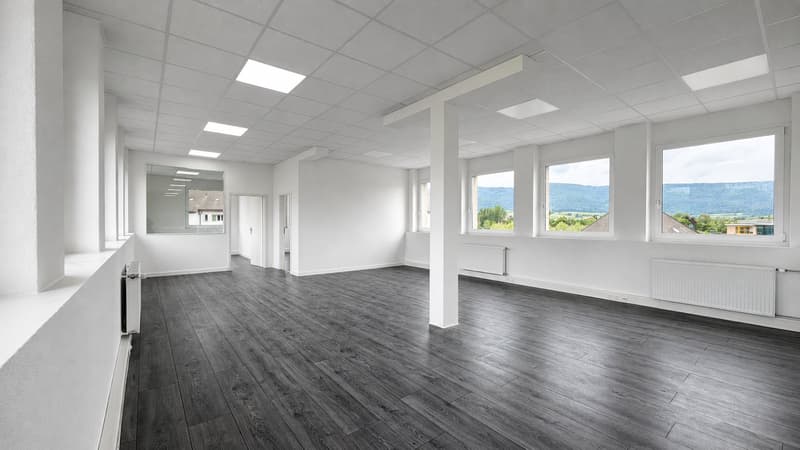 À découvrir — 2 bureaux rénovés à louer à Delémont (6)