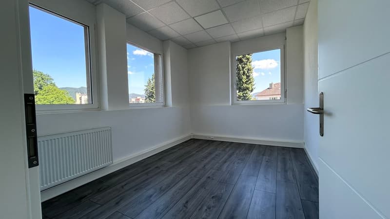 À louer – Local commercial / bureaux d’environ 75 m² au centre de Delémont (12)