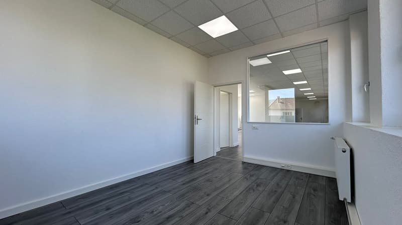 À louer – Local commercial / bureaux d’environ 62 m² au centre de Delémont (19)