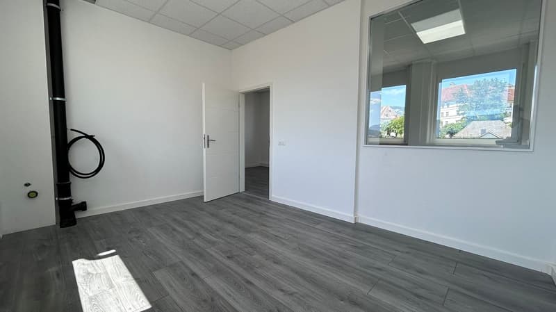 À louer – Local commercial / bureaux d’environ 62 m² au centre de Delémont (18)