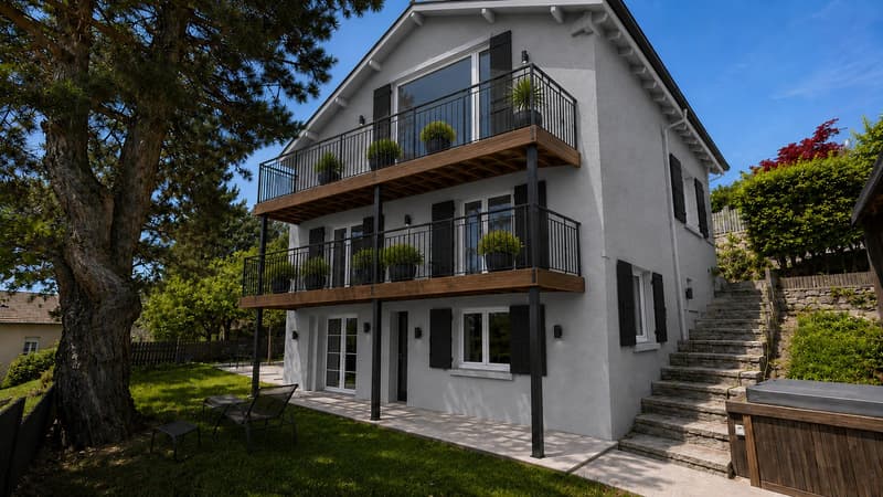 Villa de rêve avec panorama spectaculaire sur le lac ! (14)