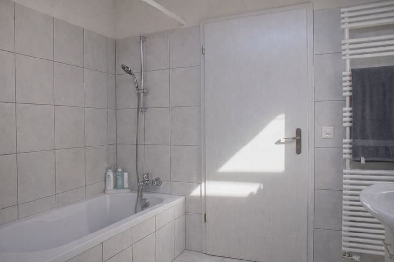 Arrivare e sentirsi a casa: Casa familiare con idillio di giardino (5)