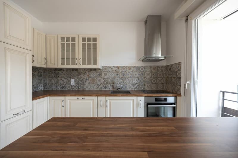 Appartamento 4.5 locali nel verde con piscina (8)
