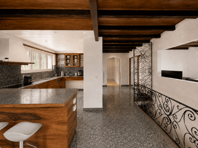 Splendida villa mediterranea con piscina e grande giardino (8)