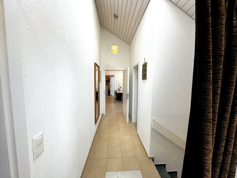 Grosszügiges Einfamilienhaus mit atemberaubendem Ausblick in Herlisberg (11)