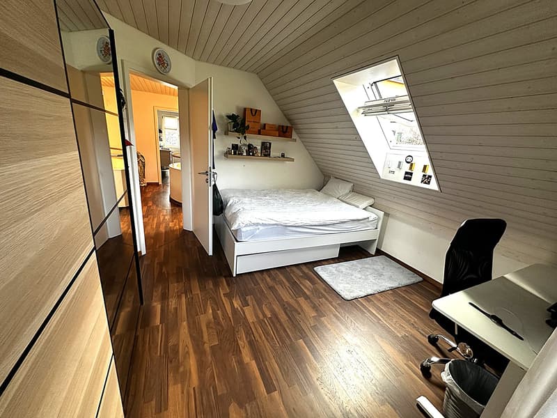 Charmantes 5.5-Zimmer-Einfamilienhaus in Iberg Winterthur (11)