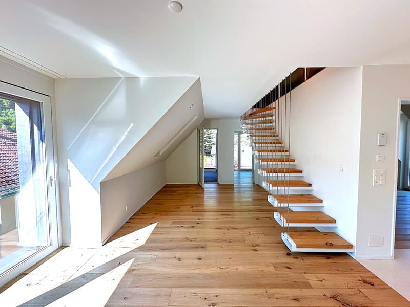 Neue 3.5-Zimmer-Wohnung mit Galerie (3)