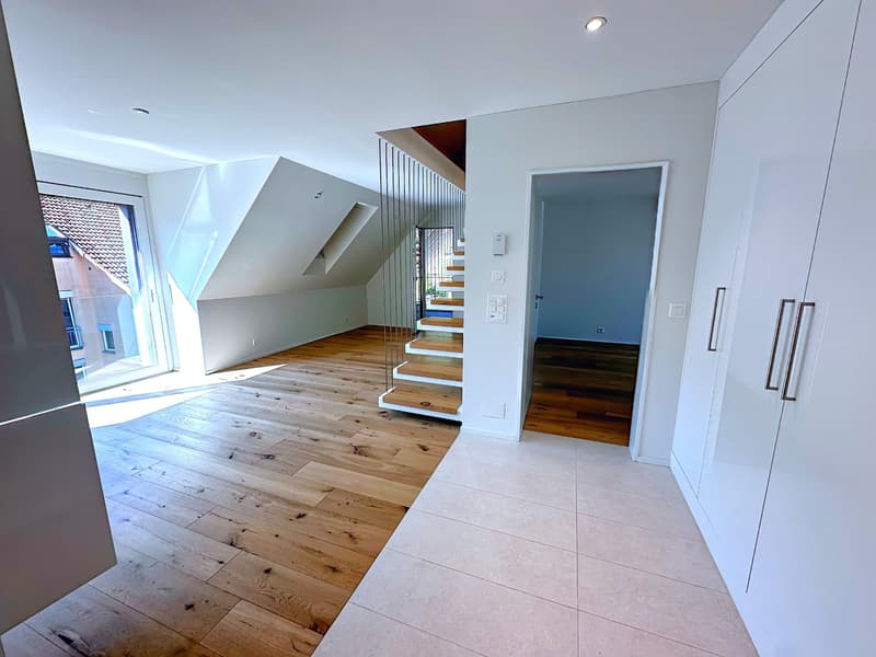 Neue 3.5-Zimmer-Wohnung mit Galerie (2)