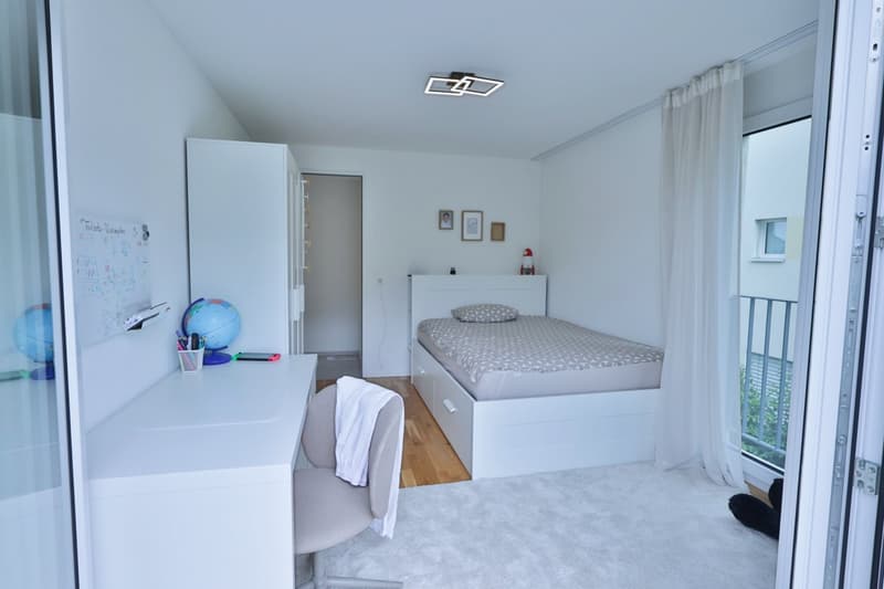Modernes 6.5-Zimmer-Reihenendhaus mit 146 m2 Garten in Waltenschwil (11)