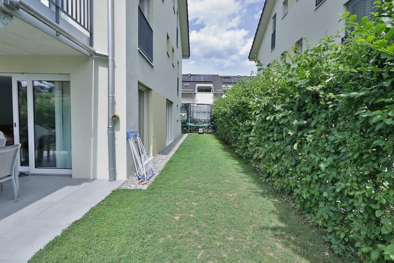 Modernes 6.5-Zimmer-Reihenendhaus mit 146 m2 Garten in Waltenschwil (14)