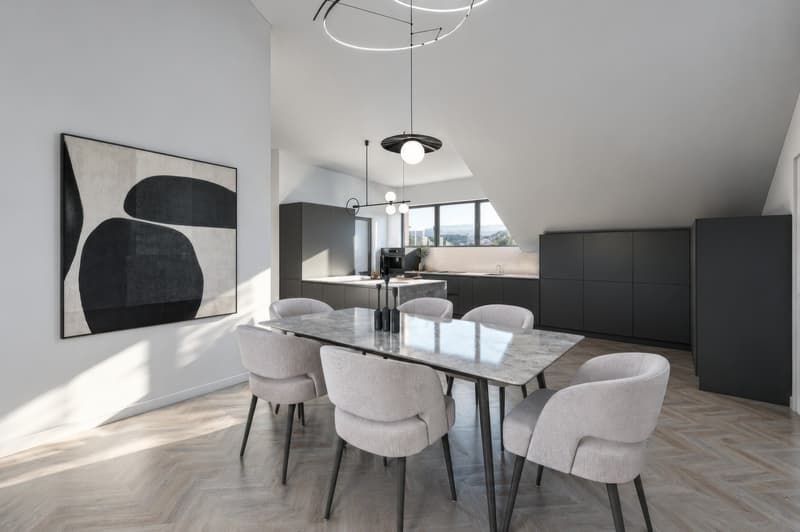 Moderne 4.5-Zimmer-Wohnung mit Balkon (5)
