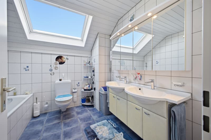 6.5-Zimmer-Einfamilienhaus mit wunderschönem Garten (9)