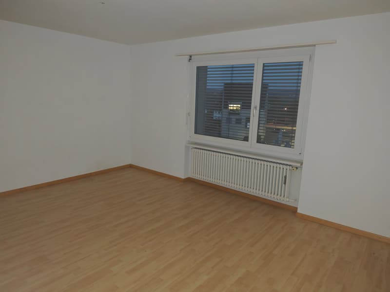 Helle 3-Zimmer-Wohnung mit Balkon in Boswil – ab sofort verfügbar (2)