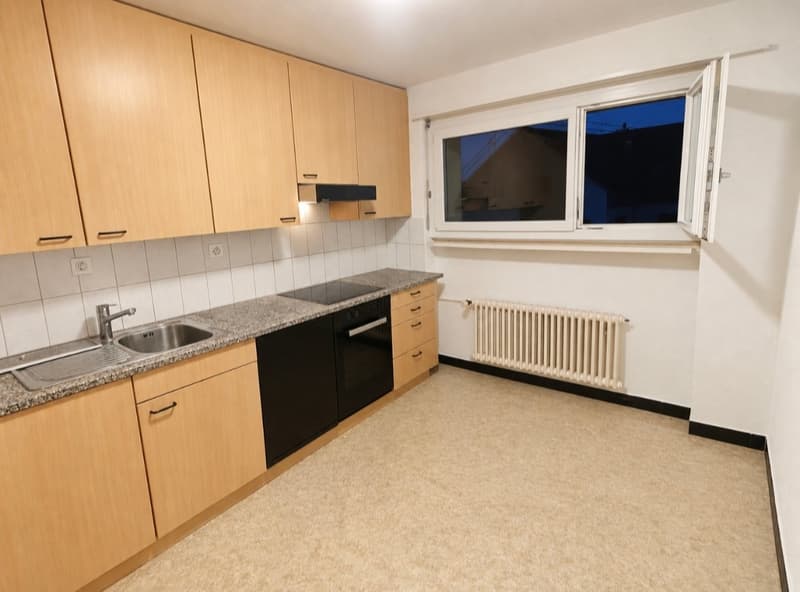 Helle 3-Zimmer-Wohnung mit Balkon in Boswil – ab sofort verfügbar (1)