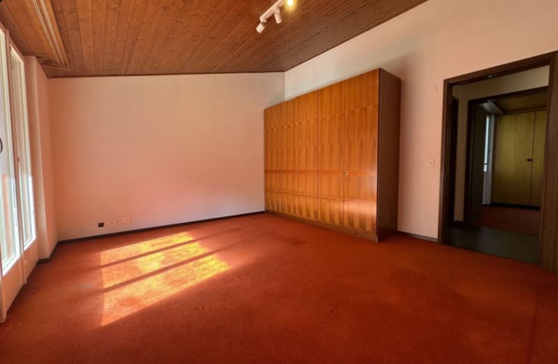 6-Zimmer-Einfamilienhaus mit Bergsicht in Airolo kaufen (8)