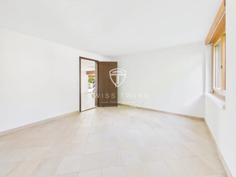 6.5-Zi. Wohnung mit 180 m² Terrasse in Stallikon (10)