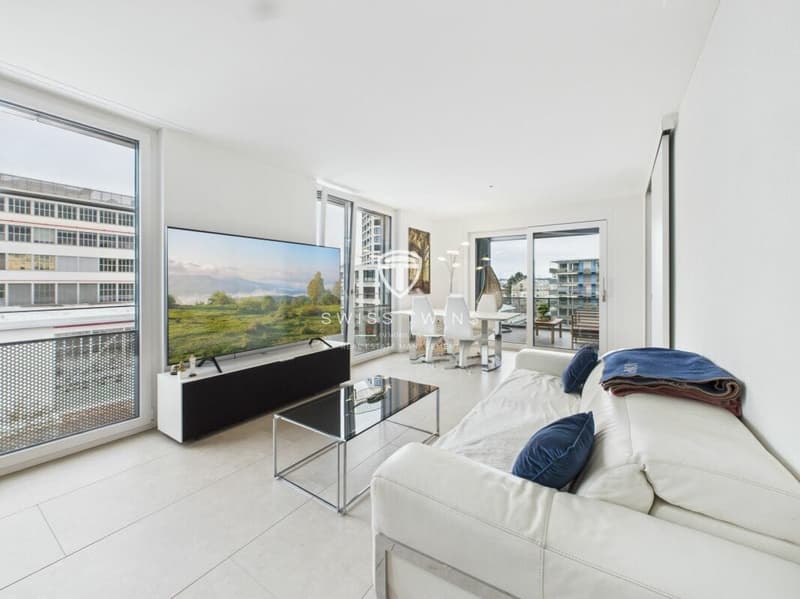 Moderne 3.5-Zimmer-Penthousewohnung mit Loggia in Zürich (3)