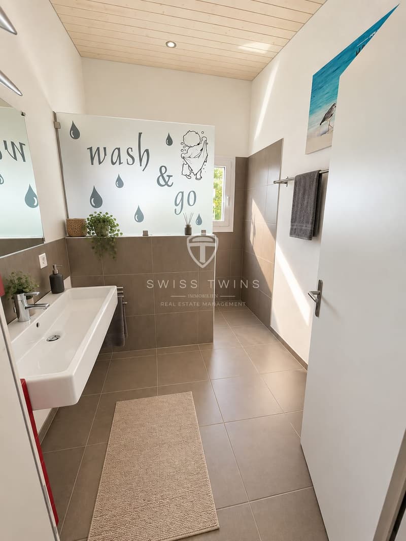 Modernes 6.5-Zimmer-Einfamilienhaus mit Wellnessoase in Emmenbrücke (9)