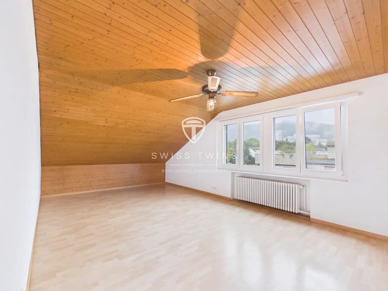 Helle 2.5-Zimmer-Dachwohnung in Zürich, frisch renoviert (6)
