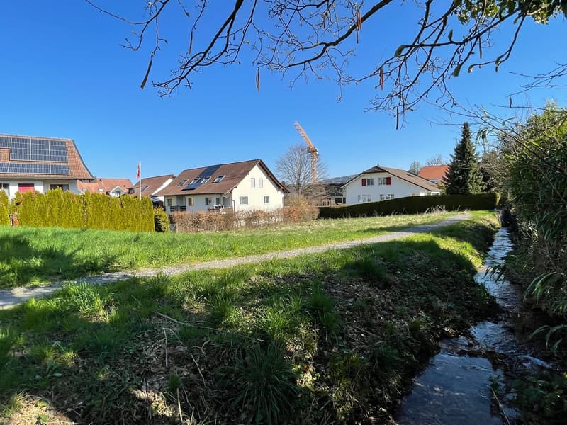 Terreno edificabile con permesso di costruire per una casa multifamiliare con 6 unità abitative (5)