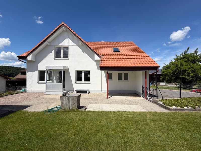 Frisch renoviertes Einfamilienhaus mit Garten, Platz und Lebensqualität (2)