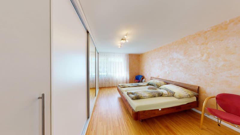 Charmante 3½-Zimmer Wohnung mit grosszügigem Garten (5)