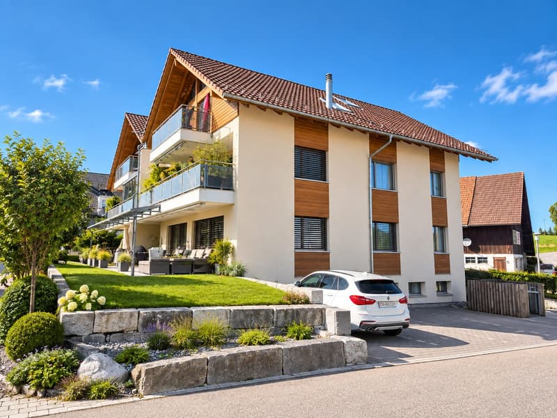 Charmante 3½-Zimmer Wohnung mit grosszügigem Garten (9)