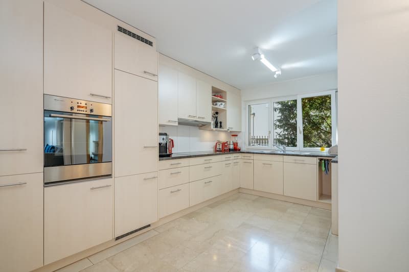 3½-Zimmer-Wohnung und riesiger Hobbyraum - 97 m² zum Wohnen. 80 m² für Ihre Ideen (4)