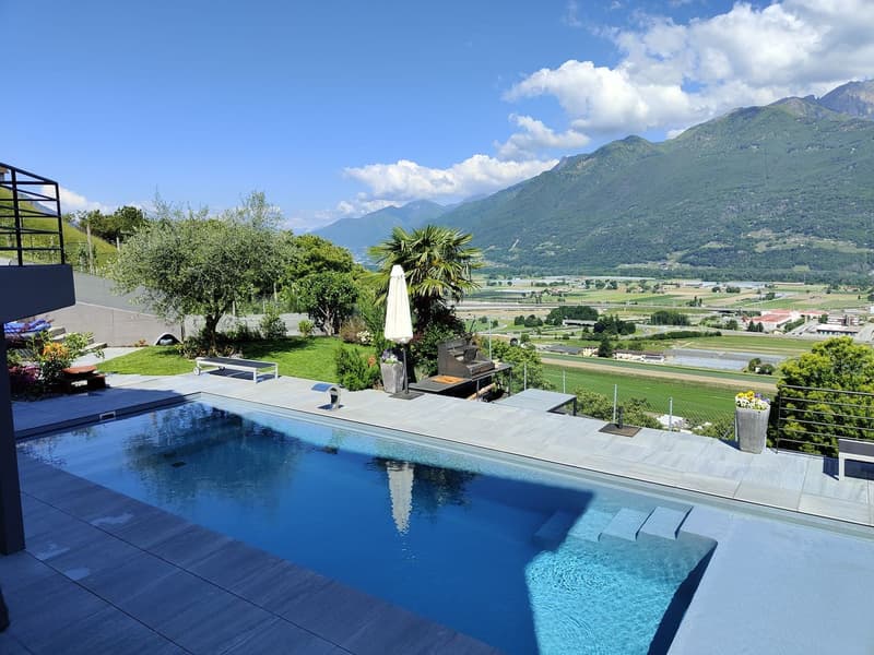 Camorino - Casa bifamiliare con splendida vista aperta e piscina (10)
