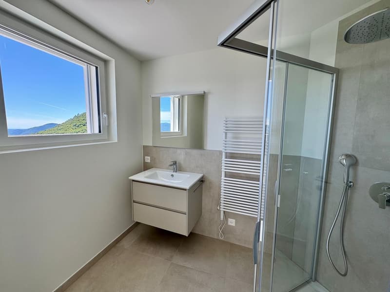 Cademario – Esclusiva villa con piscina e spettacolare vista lago (9)